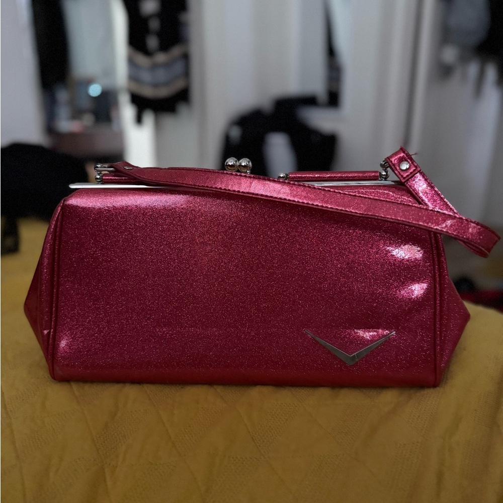 Lux De Ville “Getaway Tote” in Pink Sparkle.